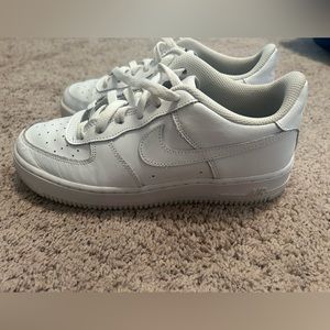 women’s white air force one shoes